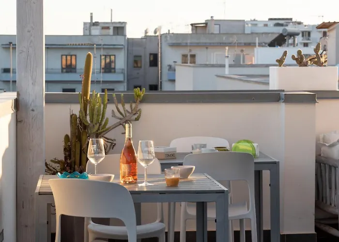 B&B White con Parcheggio Privato Porto Cesareo